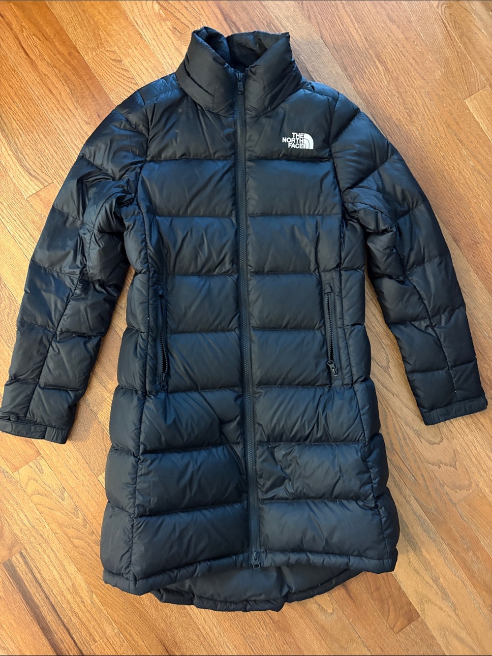 The North Face Women's Black Long Puffer Coat Metropolis III black small
